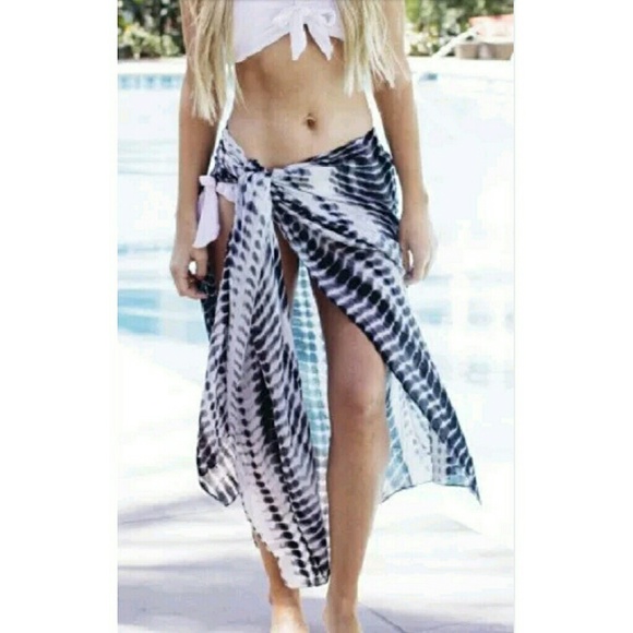 Michael Stars Other - MICHAEL STARS sarong cover up scarf poncho wrap